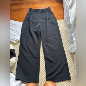 Abercrombie and Fitch Sloane Pant Size 27 short